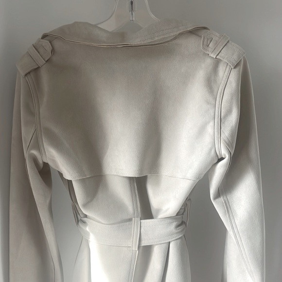 Tahari Women’s XS Faux Leather Cream Belted Trench Coat - Picture 4 of 15